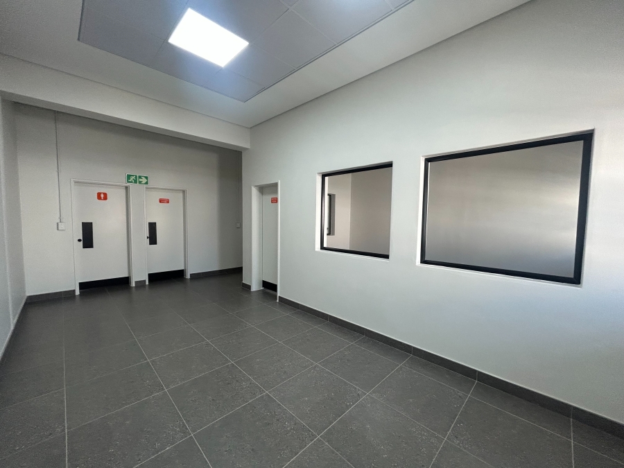 To Let Commercial Property for Rent in Maitland Western Cape